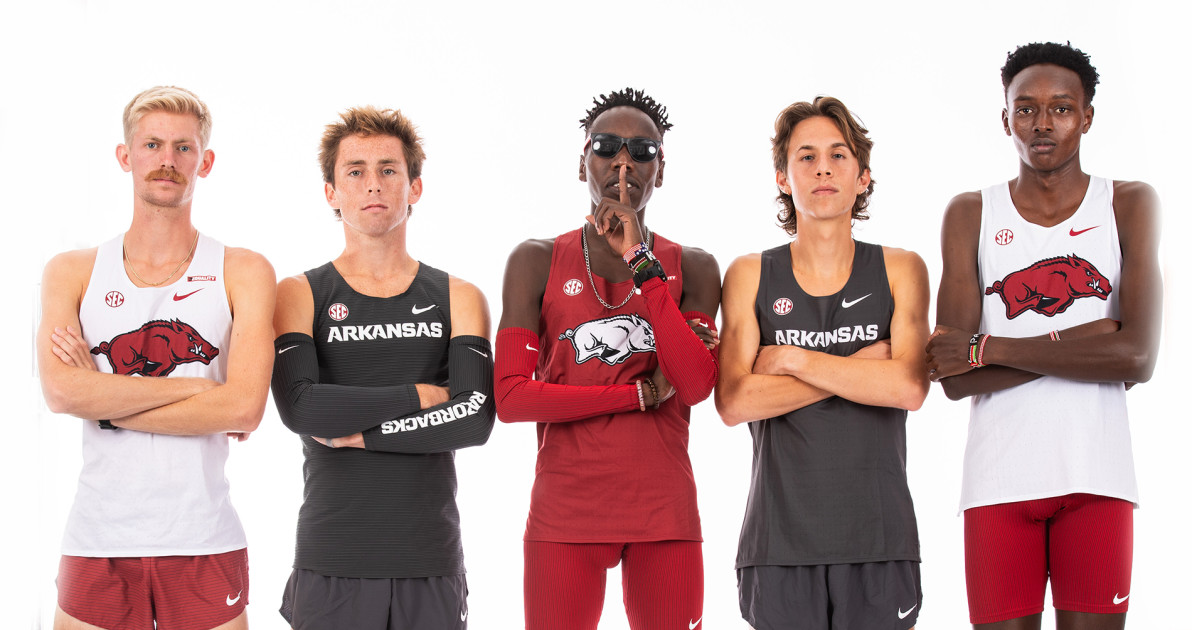 Razorbacks open indoor season with Boston distance races - Vimarsana News