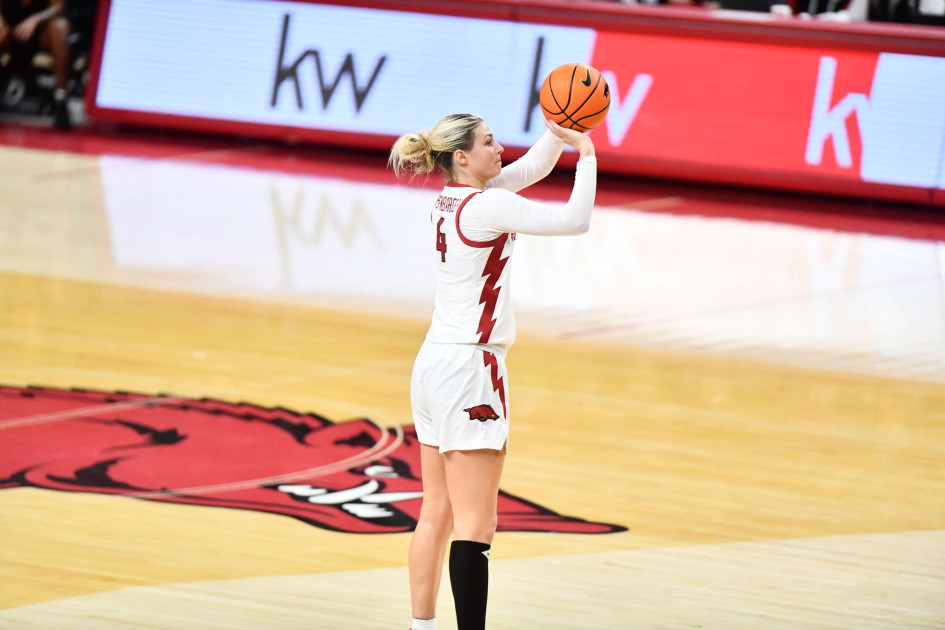 Arkansas women’s basketball loses 7470 to Arkansas Pine Bluff