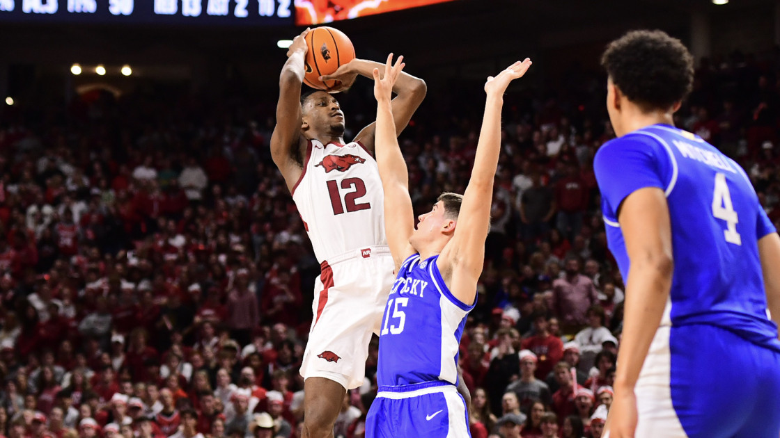 Arkansas vs. Kentucky Basketball Showdown Khalif Battle's Explosive