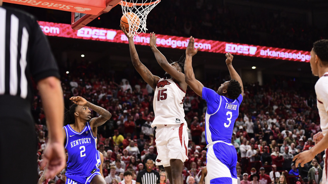 Arkansas Battled #6 Kentucky, But Lost 63-57 - Vimarsana News