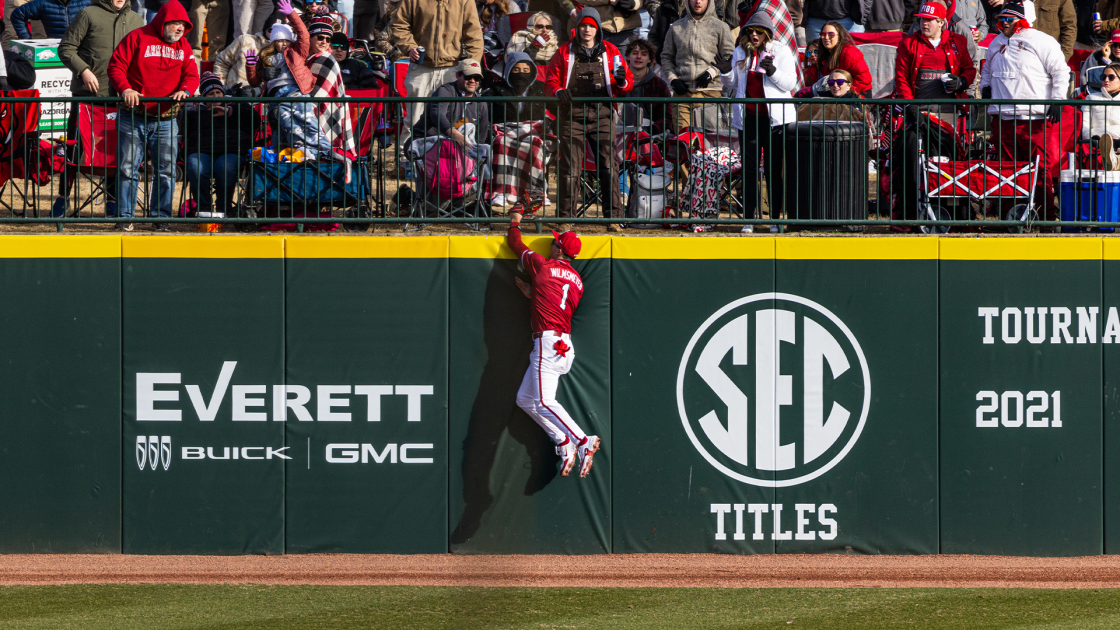 Wilmsmeyer's Career Day Carries Hogs to Run-Rule Win over JMU - Vimarsana News