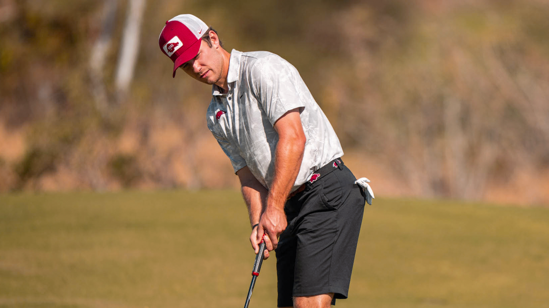 Hogs Move Into Top 5 After 36 Holes at Seminole Intercollegiate - Vimarsana News
