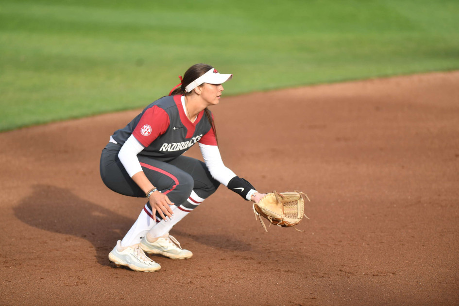 Arkansas Razorbacks Softball: No. 17 Arkansas Falls to No. 20 Mississippi State in Series Opener at Bogle Park