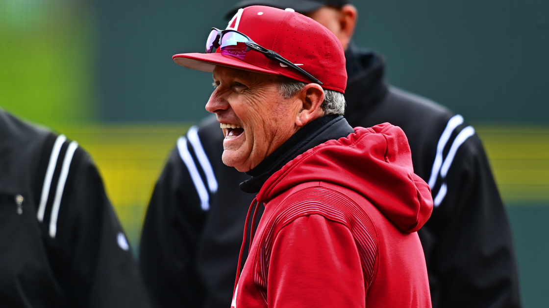Razorbacks Face Tigers in Highly Anticipated SEC Showdown - Vimarsana News