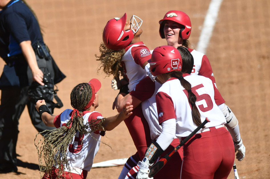 Razorbacks Tame Tigers, Clinch Second Straight Top-15 Series Win - Vimarsana News