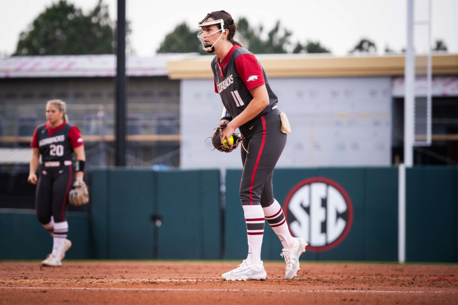 No. 14 Razorbacks Travel to No. 25 South Carolina - Vimarsana News