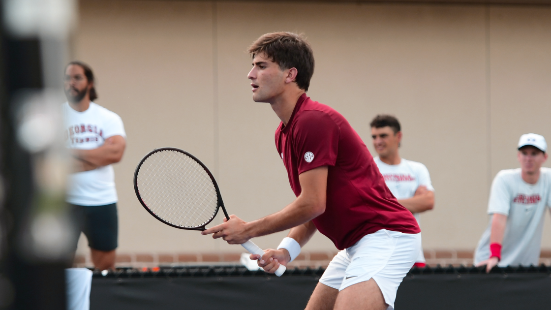 No. 31 Razorbacks Cruise Past No. 35 Bulldogs, Advance to Play No. 4 Kentucky - Vimarsana News