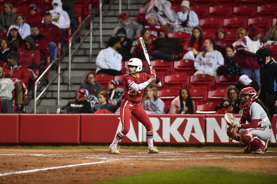 Hogs Suffer Game 2 Setback vs. Crimson Tide - Vimarsana News