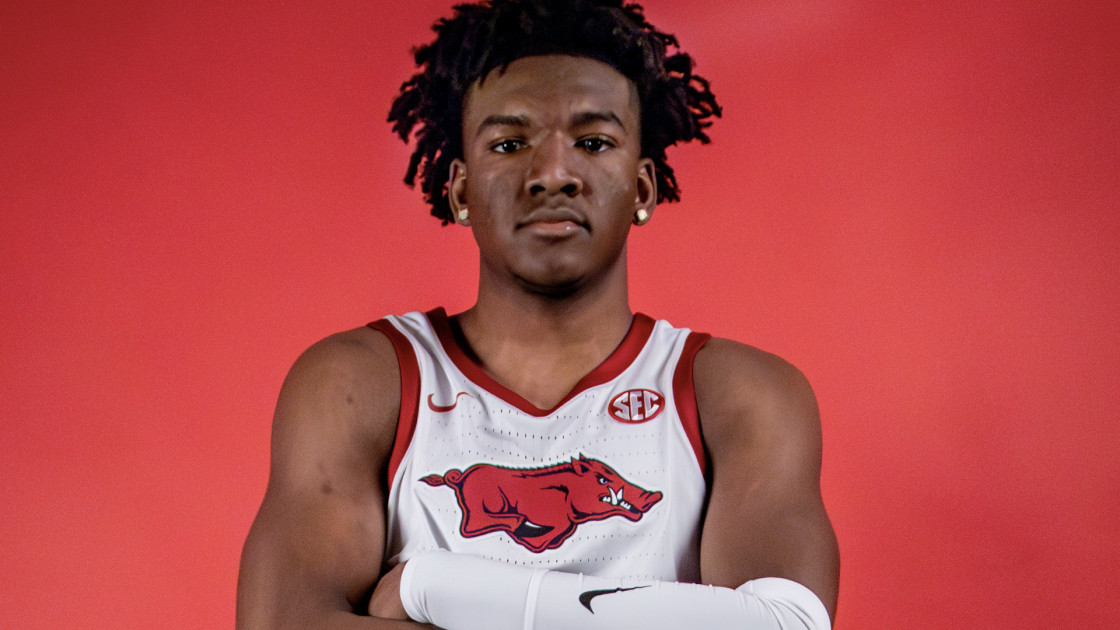 Karter Knox Inks With Razorbacks - Vimarsana News