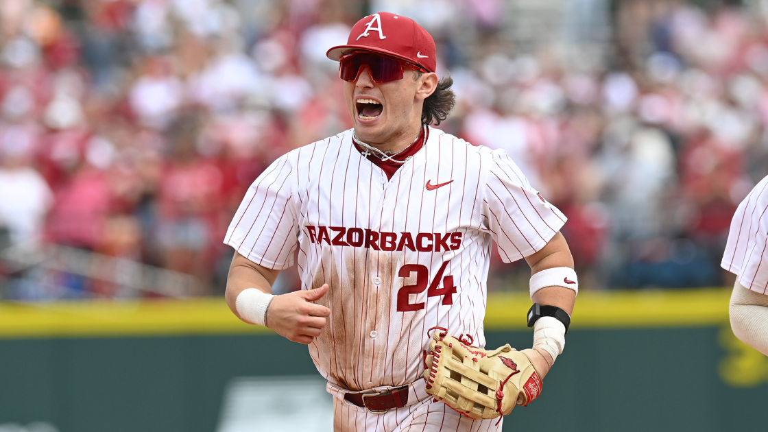 Hogs Secure Series Win over Gators behind Holt's Go-Ahead Homer, Legendary Deke Double Play - Vimarsana News