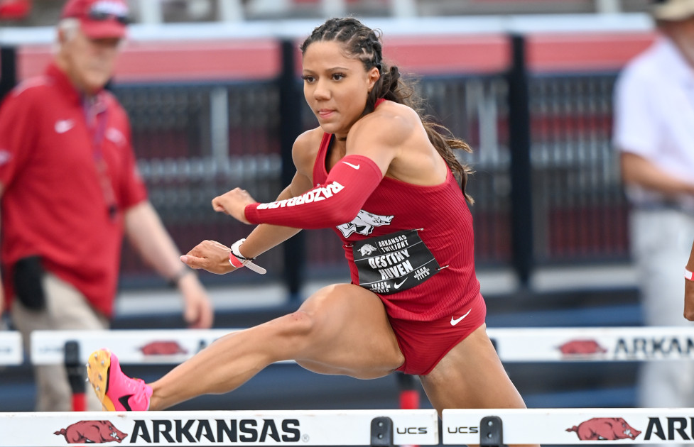 Destiny Huven wins 100m hurdles in outdoor debut at Twilight - Vimarsana News