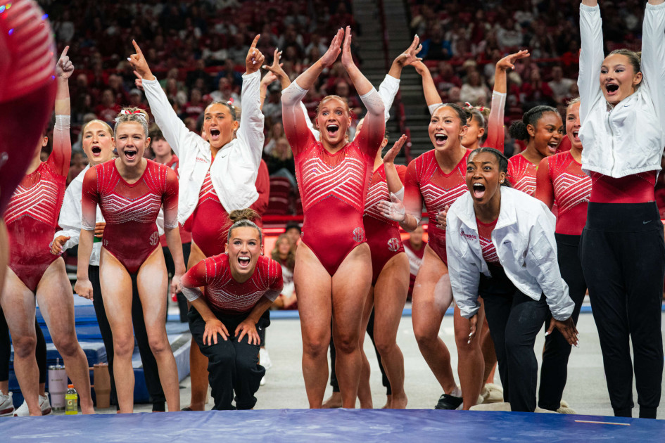Arkansas Hosts SEMO in Friday Matinee Meet