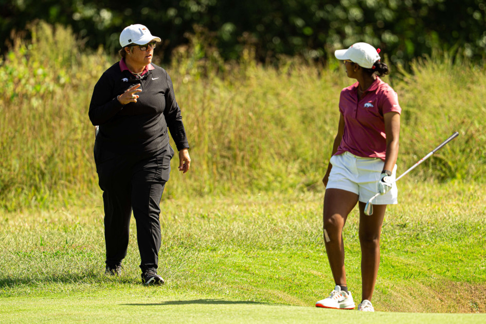 Three Razorbacks Finish Inside Top 10 at The Fin