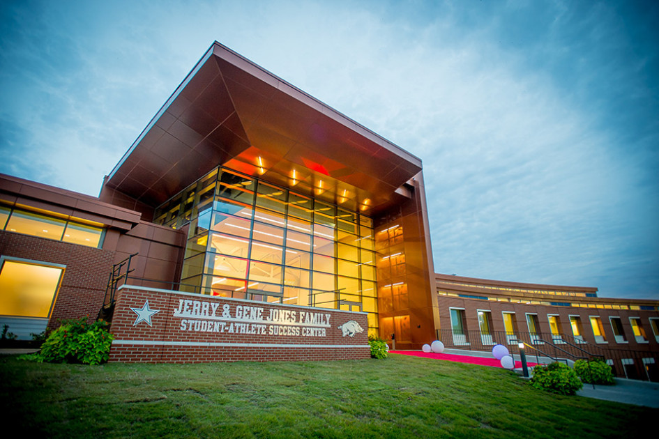 Razorbacks place 90 student-athletes on Spring SEC Academic Honor Roll