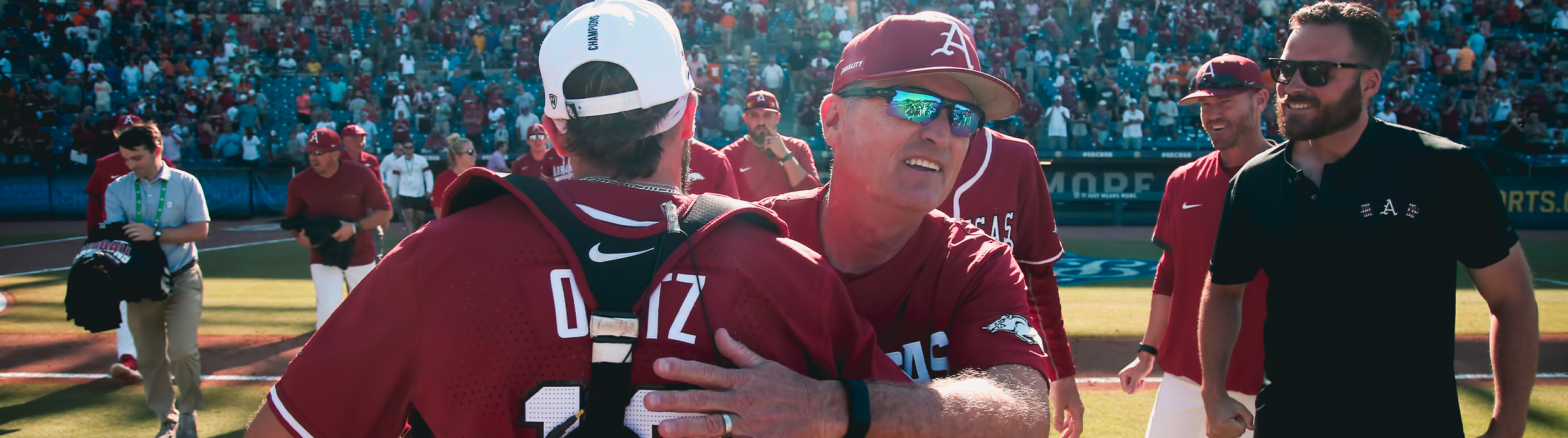 Arkansas Coach Dave Van Horn: Heston Kjerstad 'Right There' With Andrew  Benintendi - PressBox