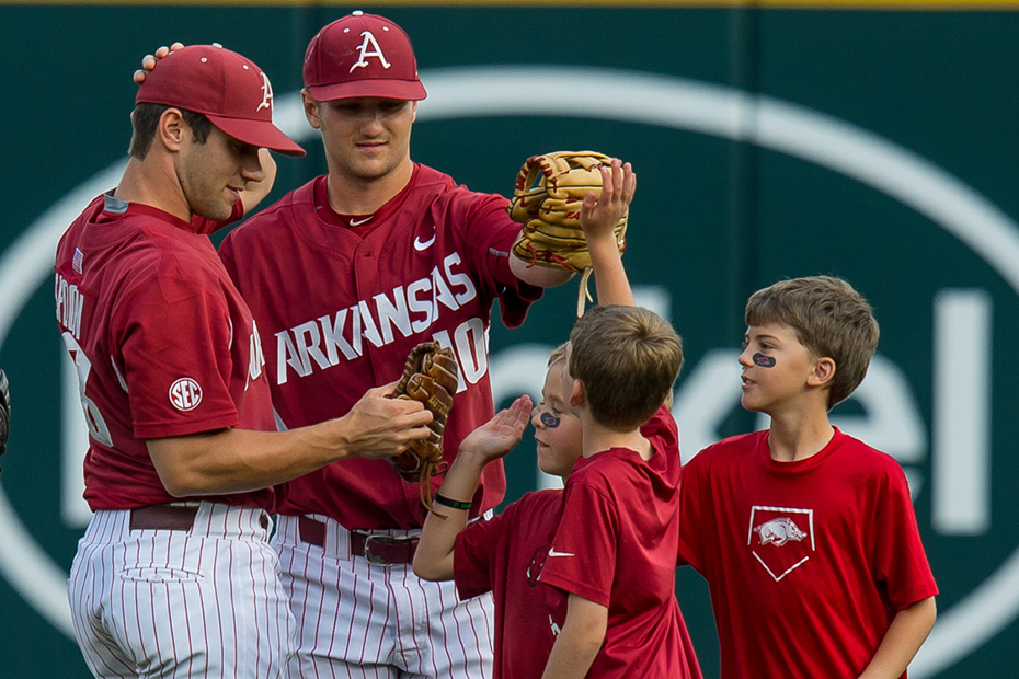 Baseball Caps Regular Season With Win at Georgia Arkansas Razorbacks