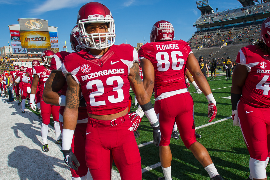 WholeHogSports - Hogs to wear red uniforms at home vs. Vols