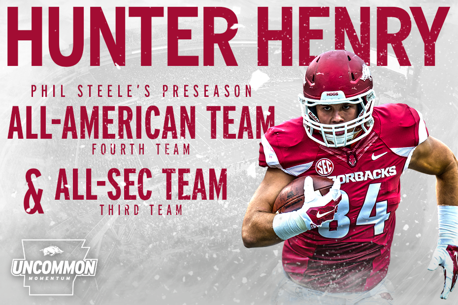 Seven Hogs earn preseason honors from Athlon