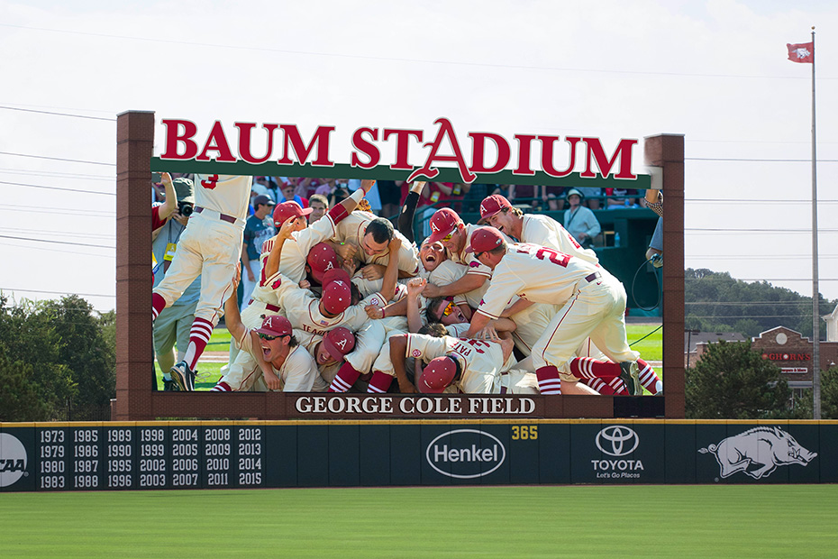 Wrigley Field video boards to be designed by Daktronics