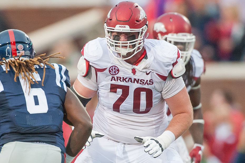 Florida-Arkansas grades: O-line paves way for Razorbacks win, NFL Draft