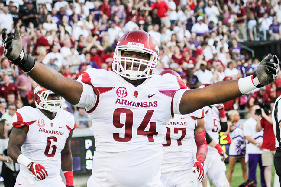 Pro Hogs Update: Trey Flowers and Deatrich Wise Jr Are World Champions -  Arkansas Fight