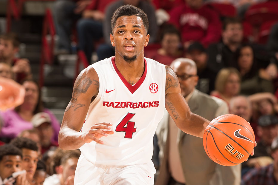 Macon Earns SEC Honors After 30-Point Effort | Arkansas Razorbacks