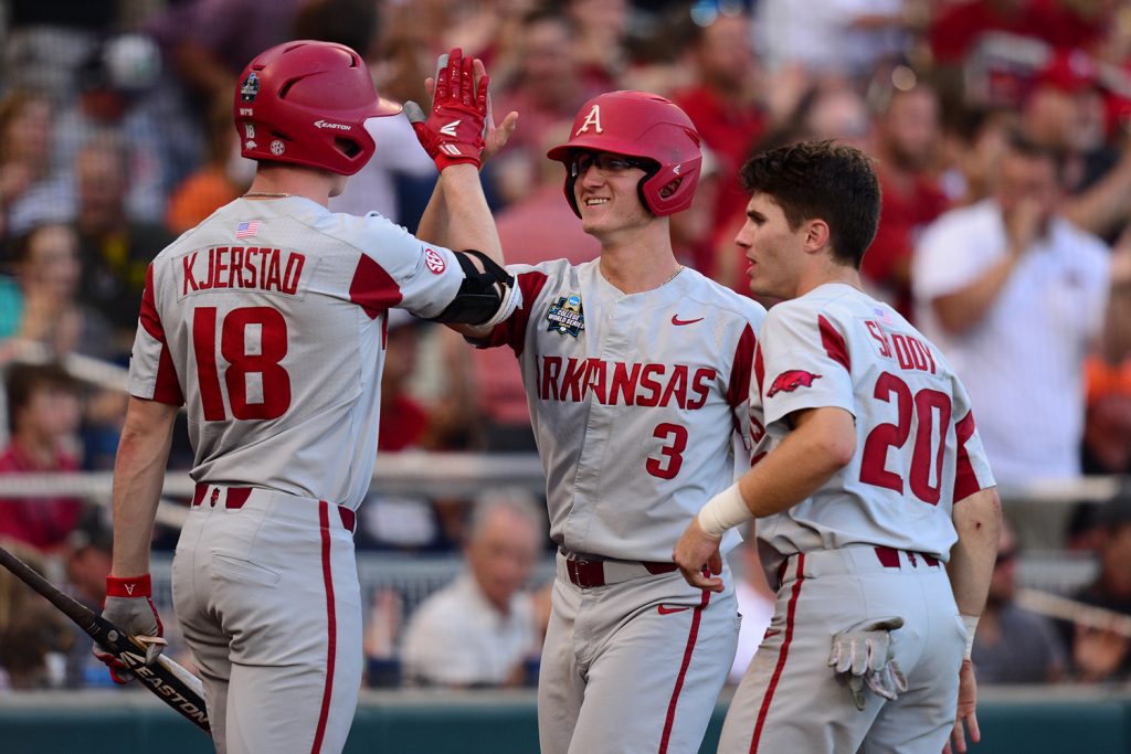 CWS Photo Gallery – Game 4 vs Oregon State | Arkansas Razorbacks