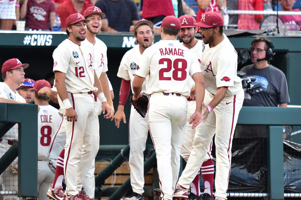 CWS Photo Gallery – Game 5 vs Oregon State | Arkansas Razorbacks