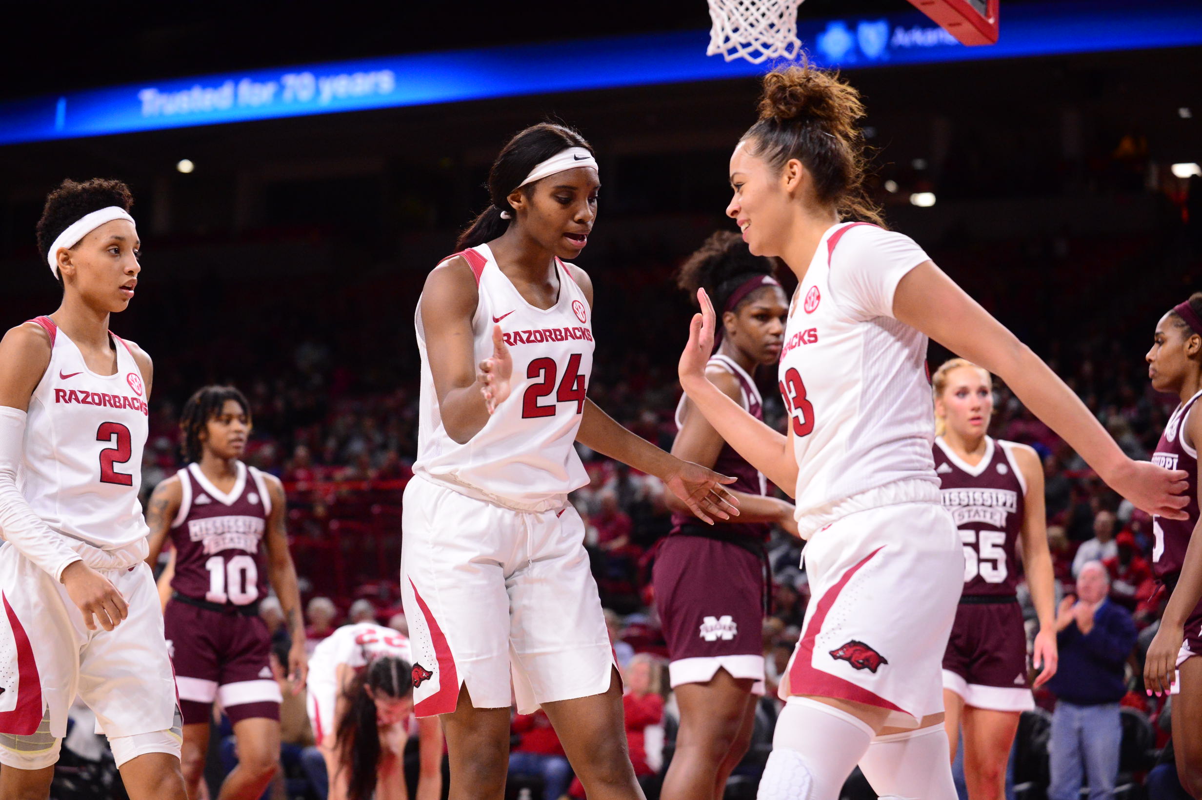 Arkansas lady razorback deals basketball