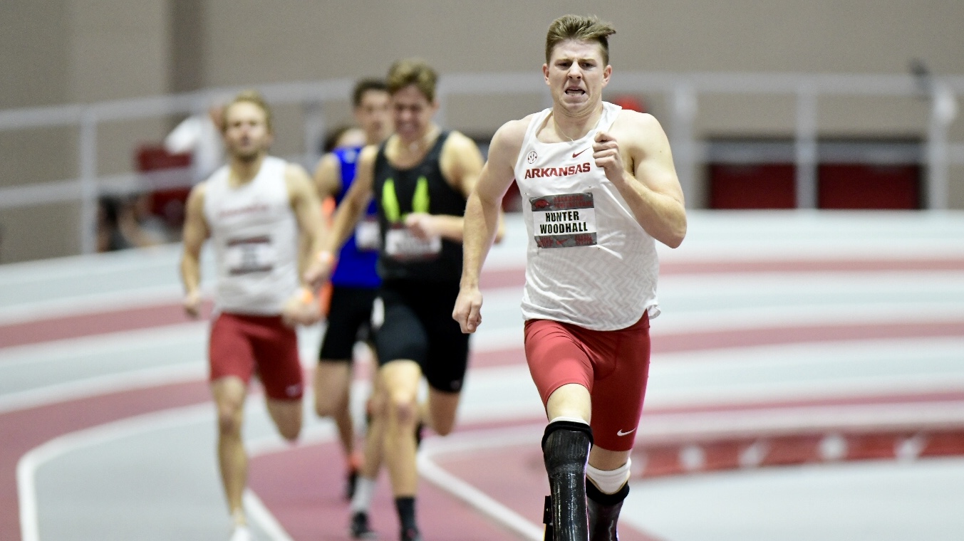 https://arkansasrazorbacks.com/wp-content/uploads/2019/01/JWB_0877-1.jpg