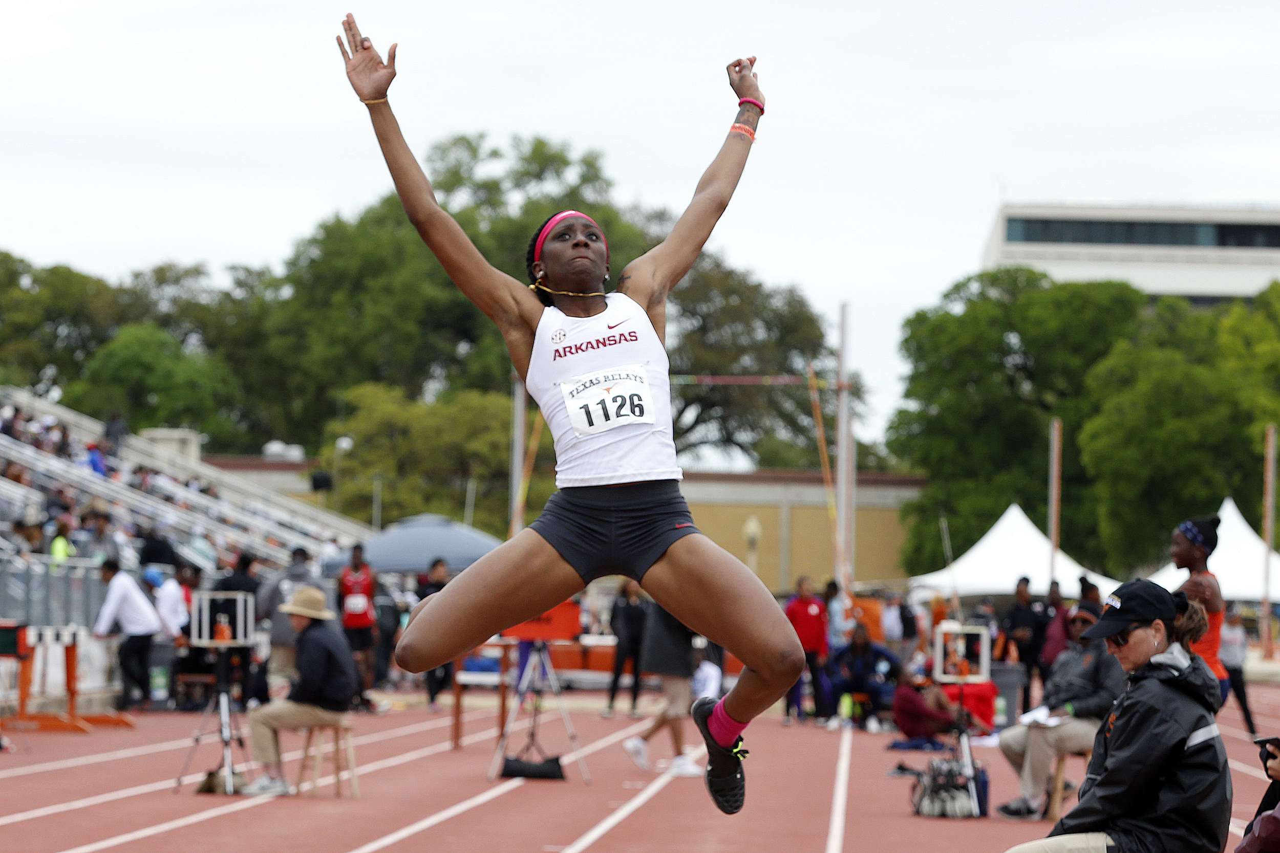 No. 4 Arkansas Finishes Strong on Final Day of Texas Relays Arkansas Razorbacks