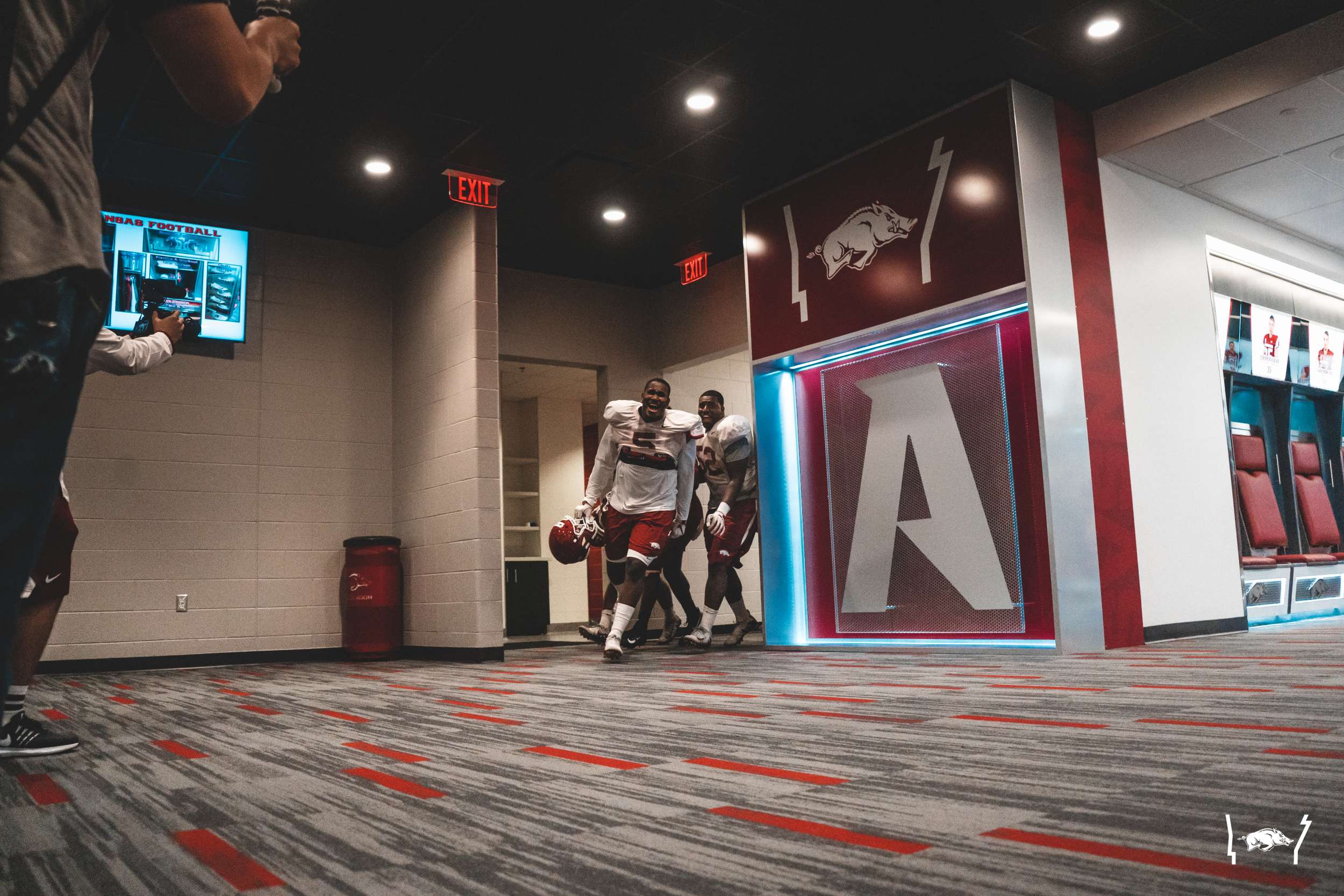 Photos: Football Locker Room Unveiling | Arkansas Razorbacks