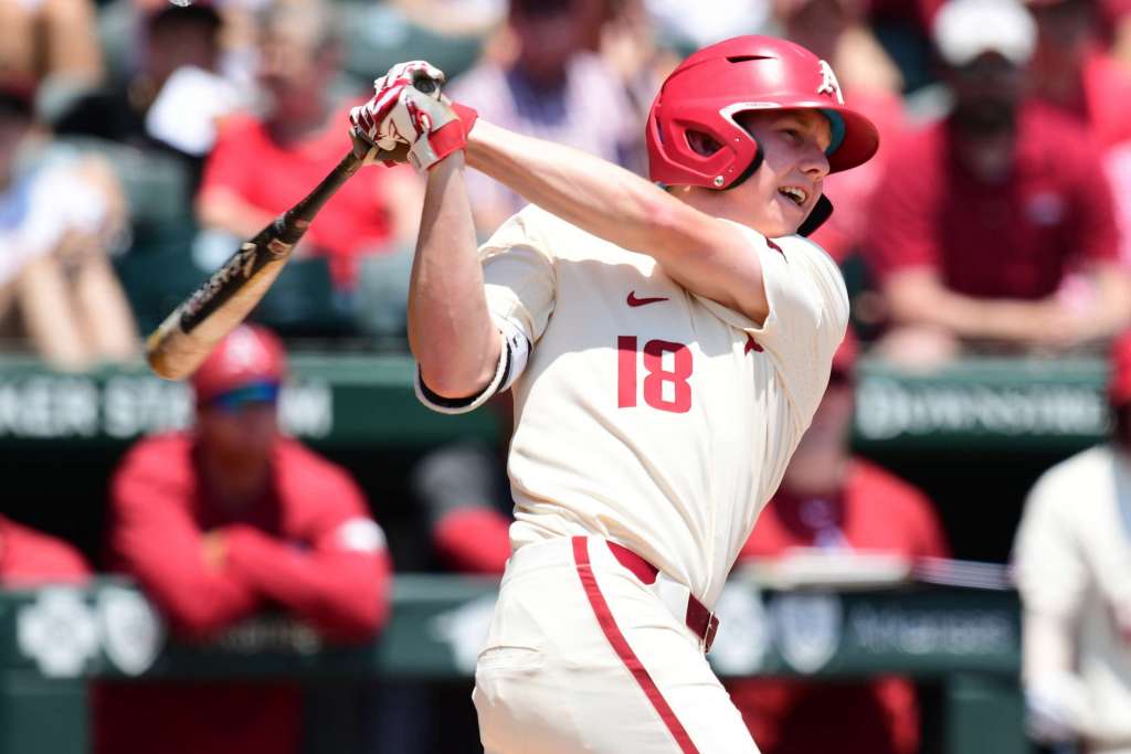 #OmaHogsSZN Begins With A Win | Arkansas Razorbacks