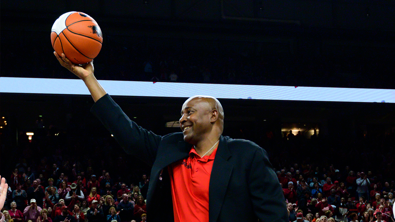 Sidney Moncrief is a hall of famer