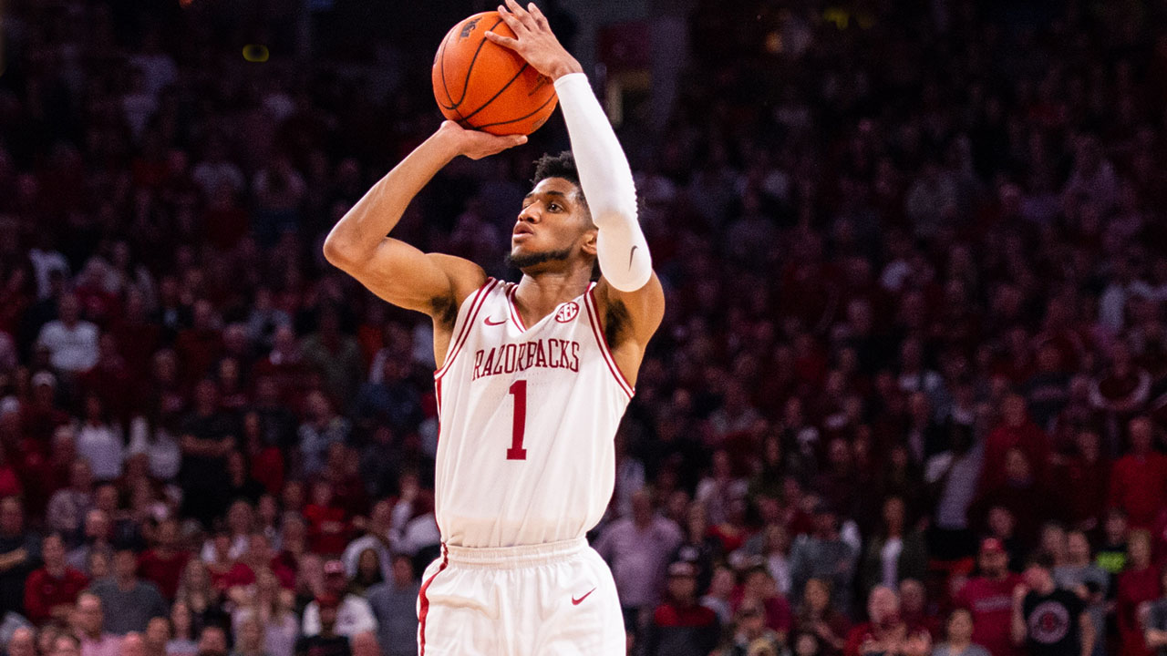 Joe is Finalist Jerry West Award Arkansas Razorbacks