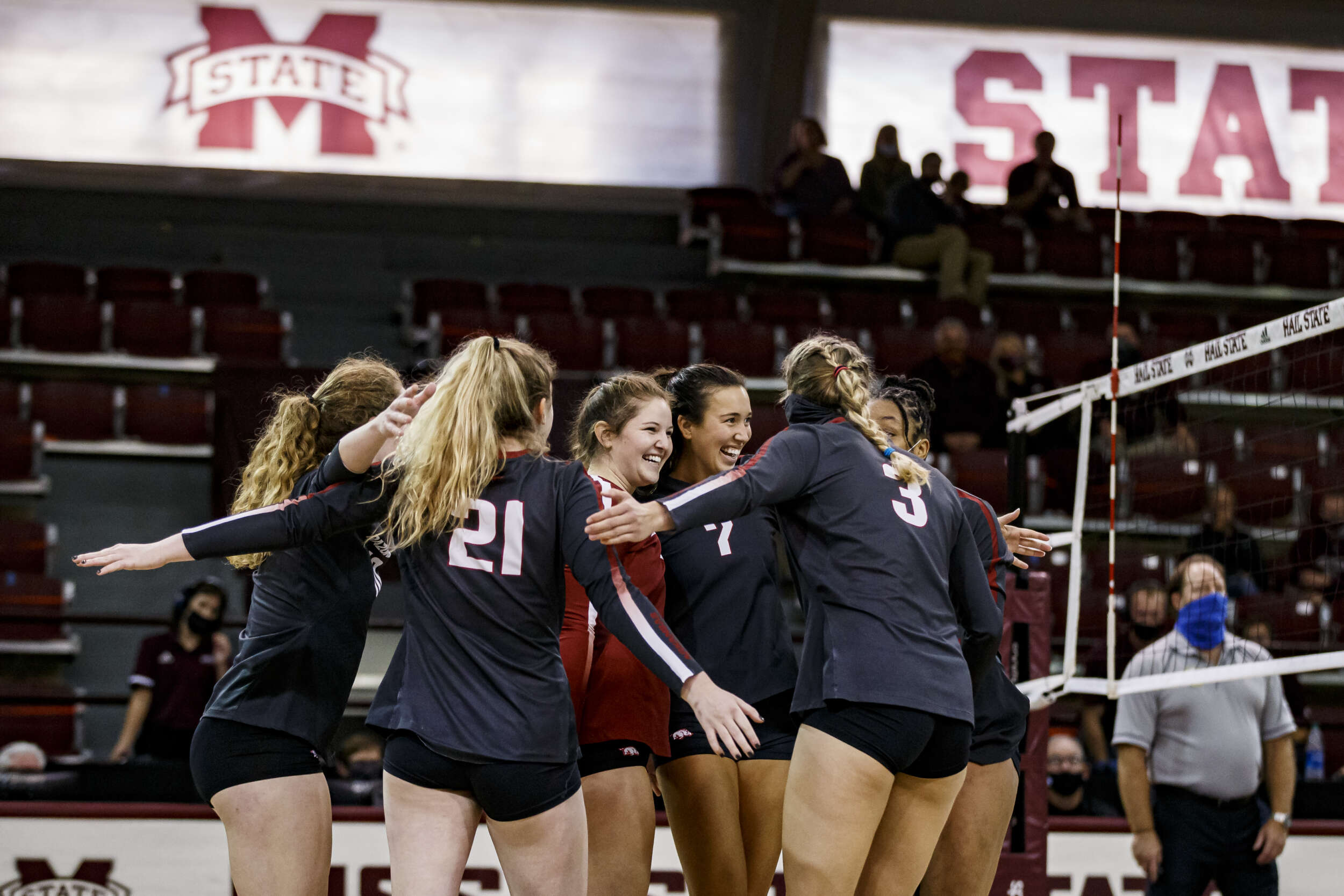 Razorback Volleyball Shows Grit in FiveSet Win over Bulldogs