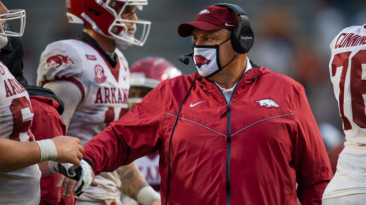 WholeHogSports - CBS to televise Arkansas-Ole Miss