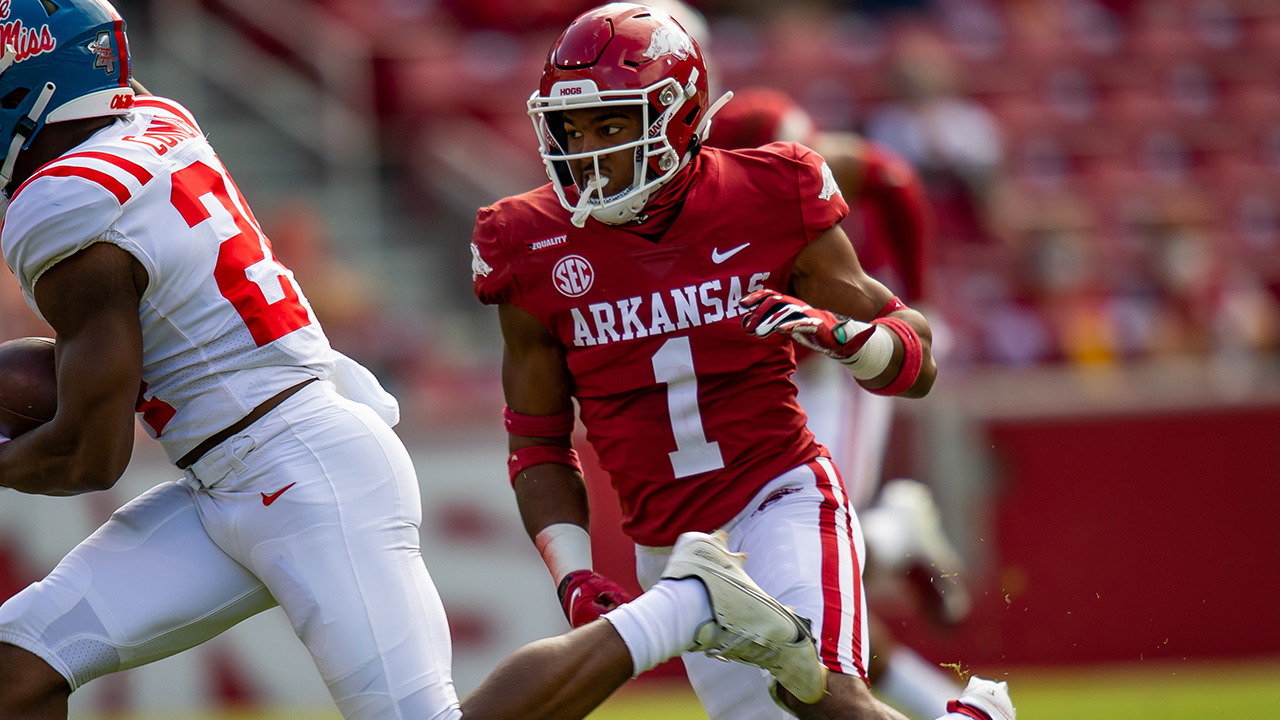 Trio of Razorbacks Named Phil Steele Preseason All-Americans; 7 Garner  All-SEC Honors