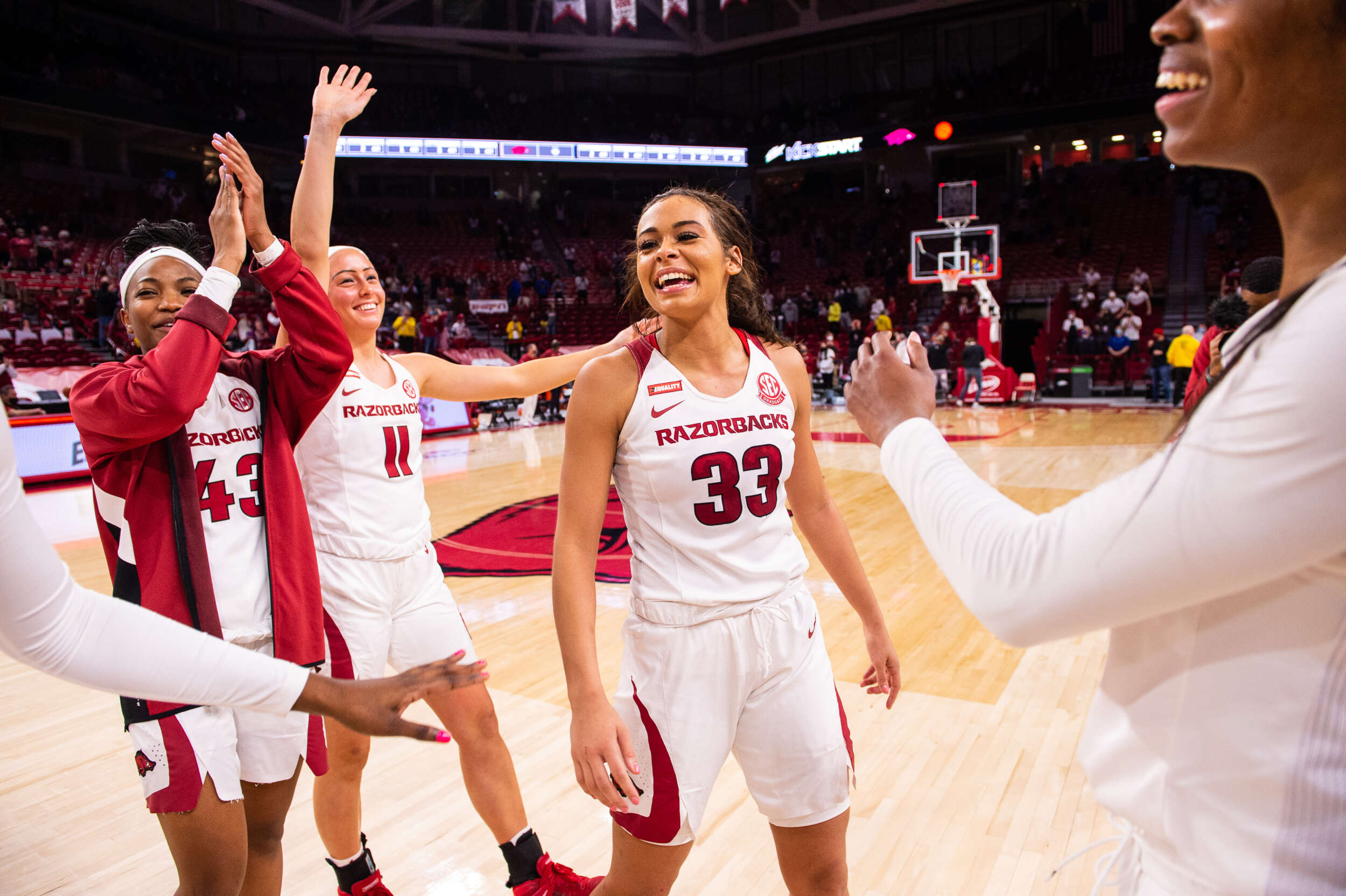 Dungee Remains On Naismith Trophy Midseason Team Arkansas Razorbacks