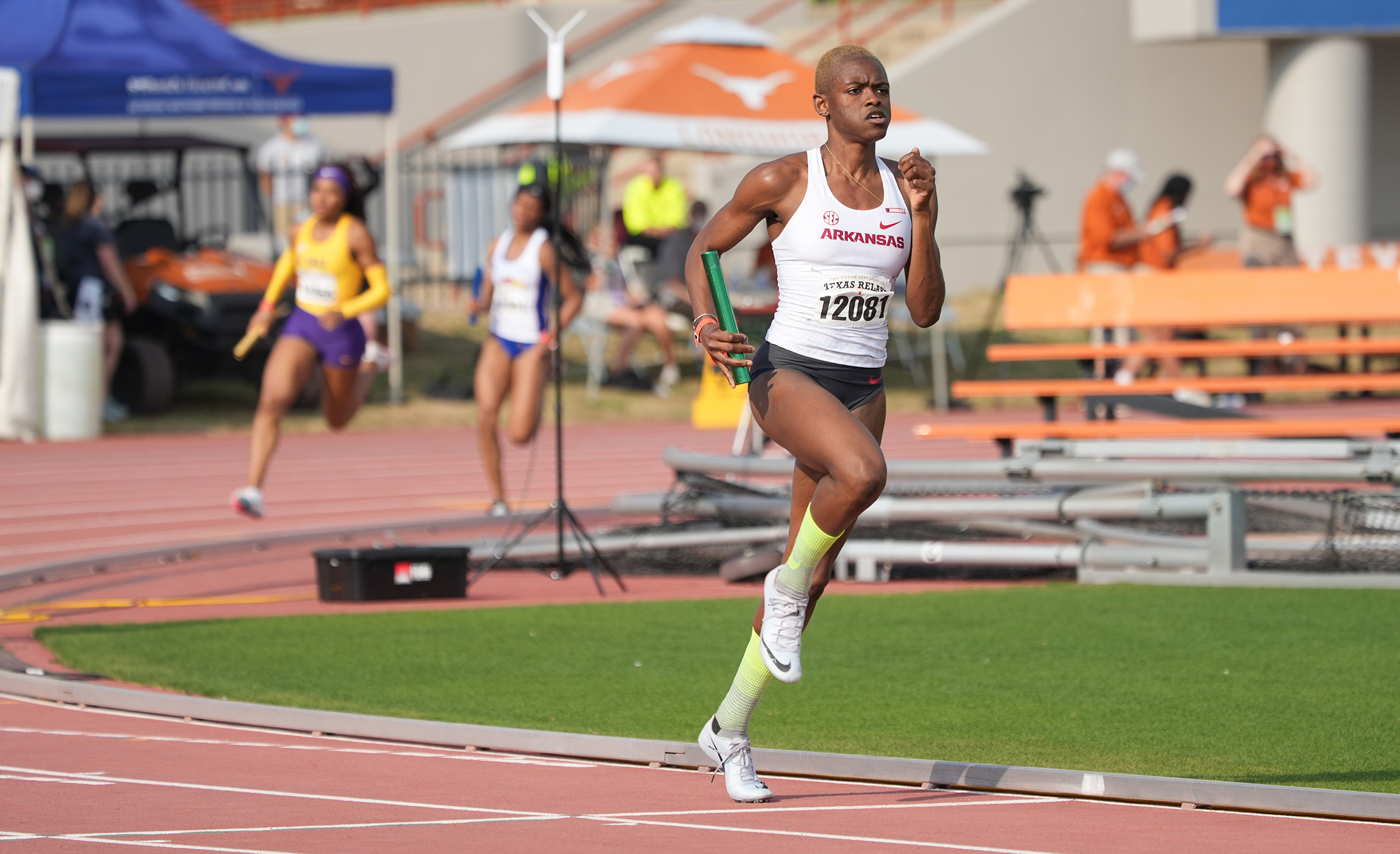 Razorbacks claim three victories on final day of Texas Relays