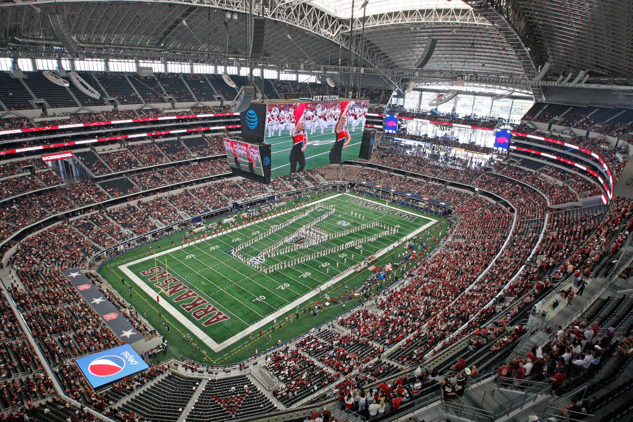 Suites  Arkansas Razorbacks Football v Texas A&M Aggies Football