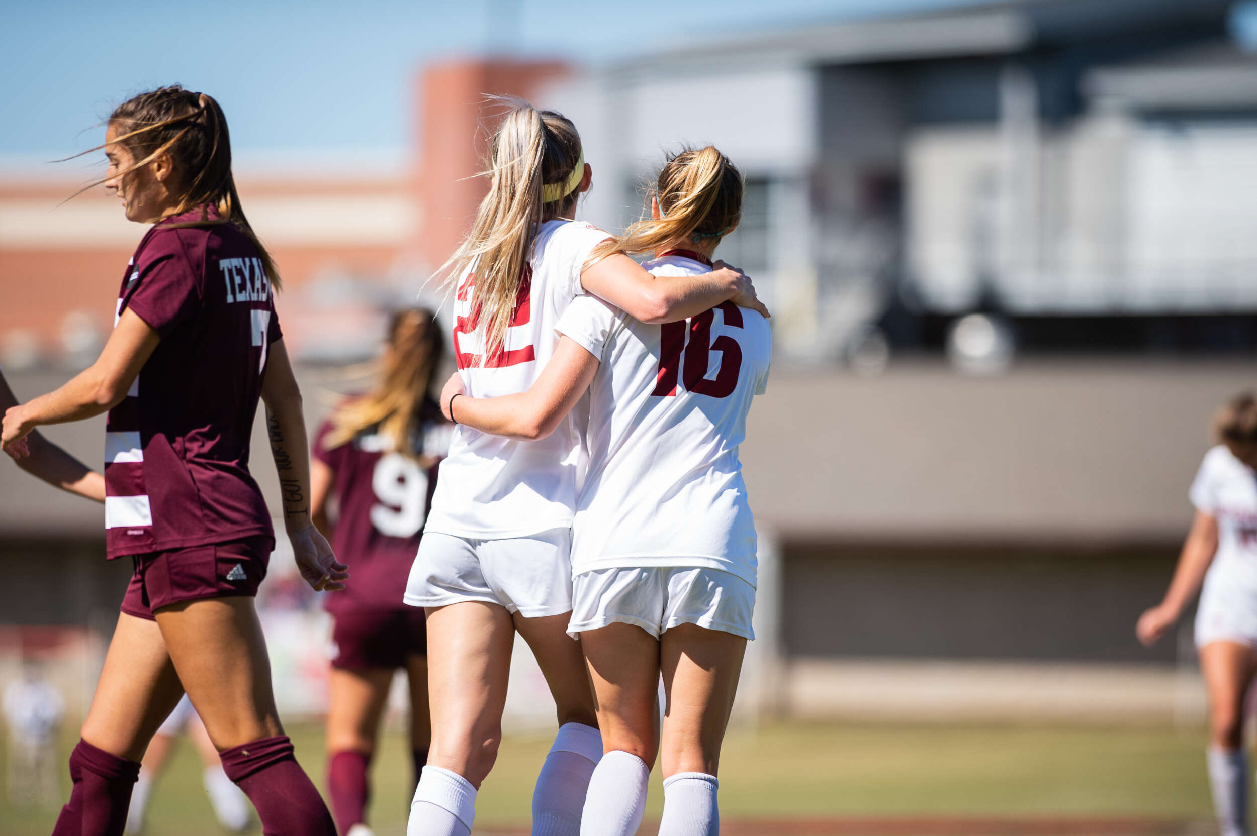 2016 Winners — MAC Hermann Trophy