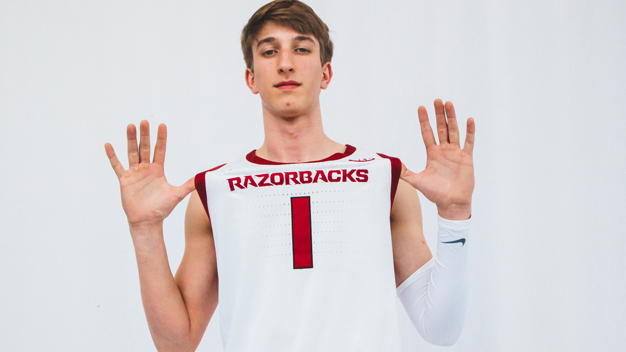 Pinion Officially a Razorback | Arkansas Razorbacks