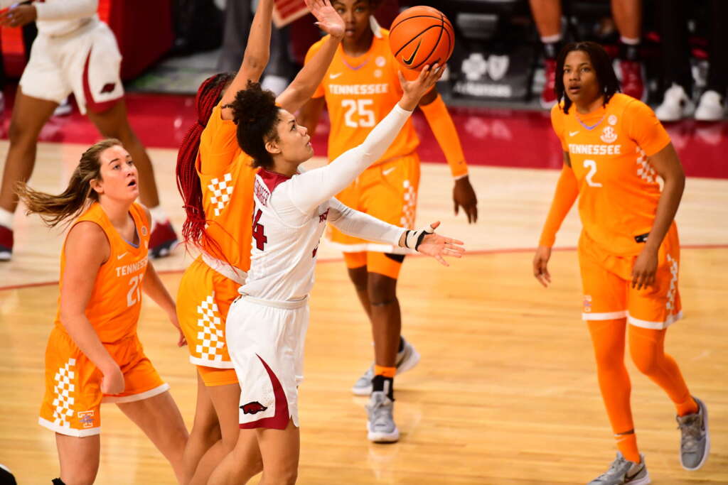 Hogs Fall To No. 7 Tennessee, 70-63