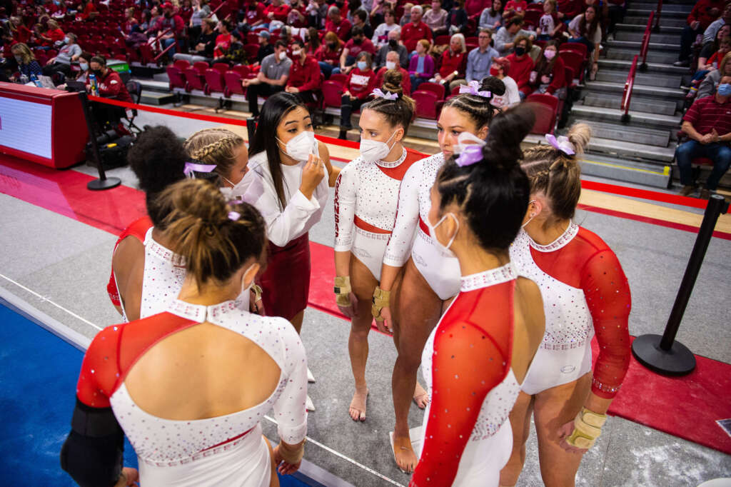 Arkansas Heads to Gainesville for First Road Meet with Florida