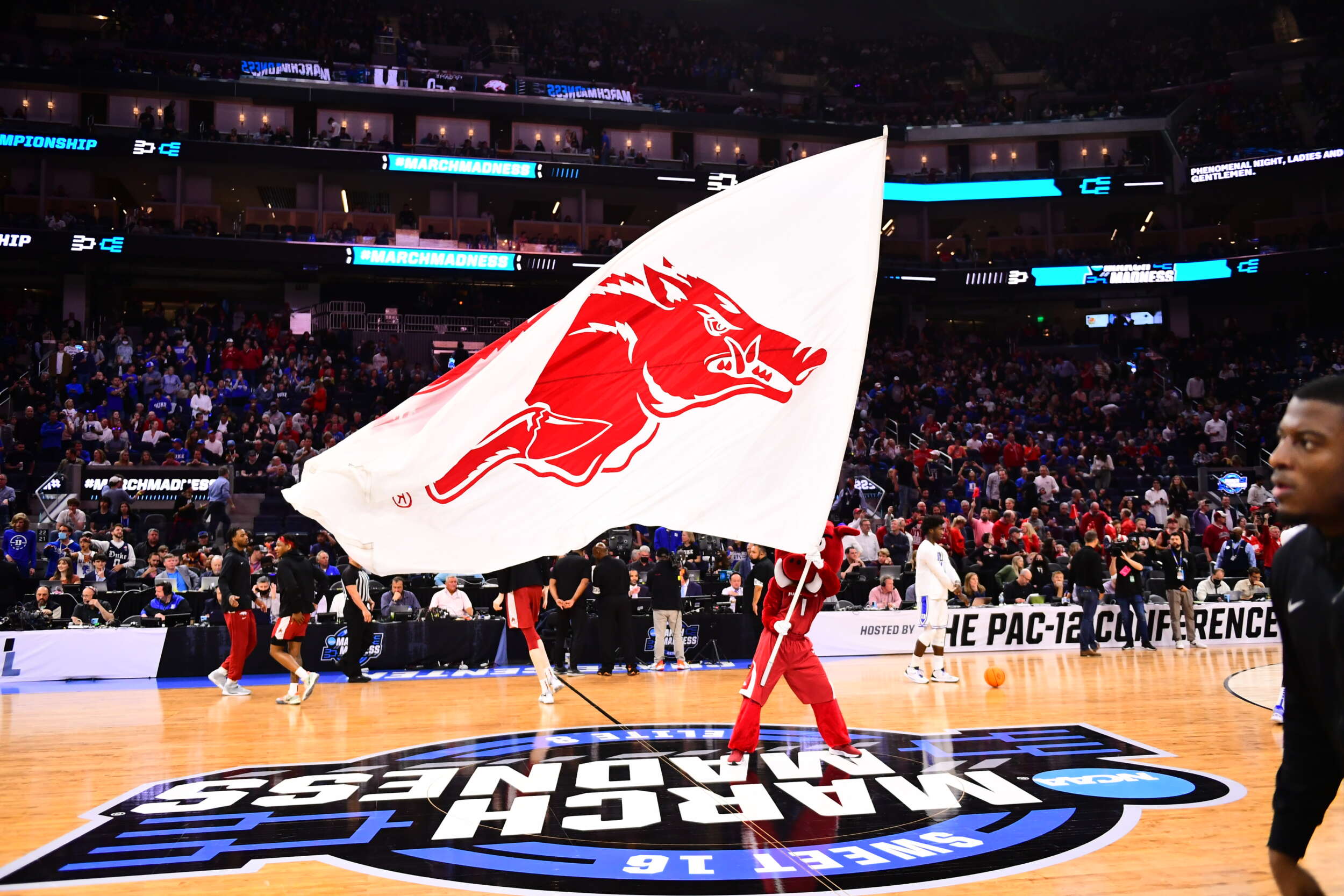 Arkansas Tops SEC and ranks No. 5 nationally in CBS Sports' Best in College  Sports Rankings