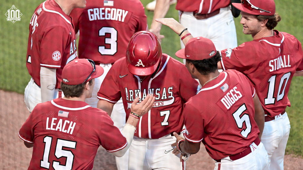 Hogs Travel to Tuscaloosa for Final Weekend Series