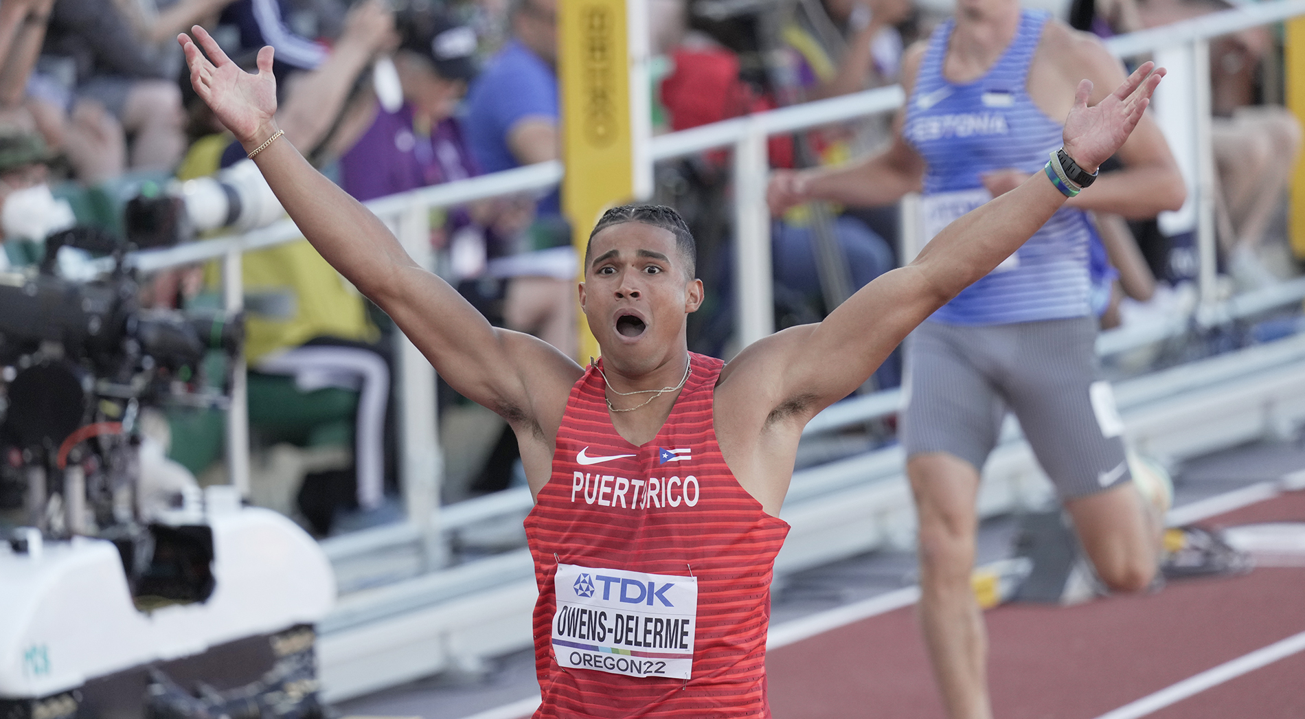 Ayden Owens-Delerme leads first day of World Championship