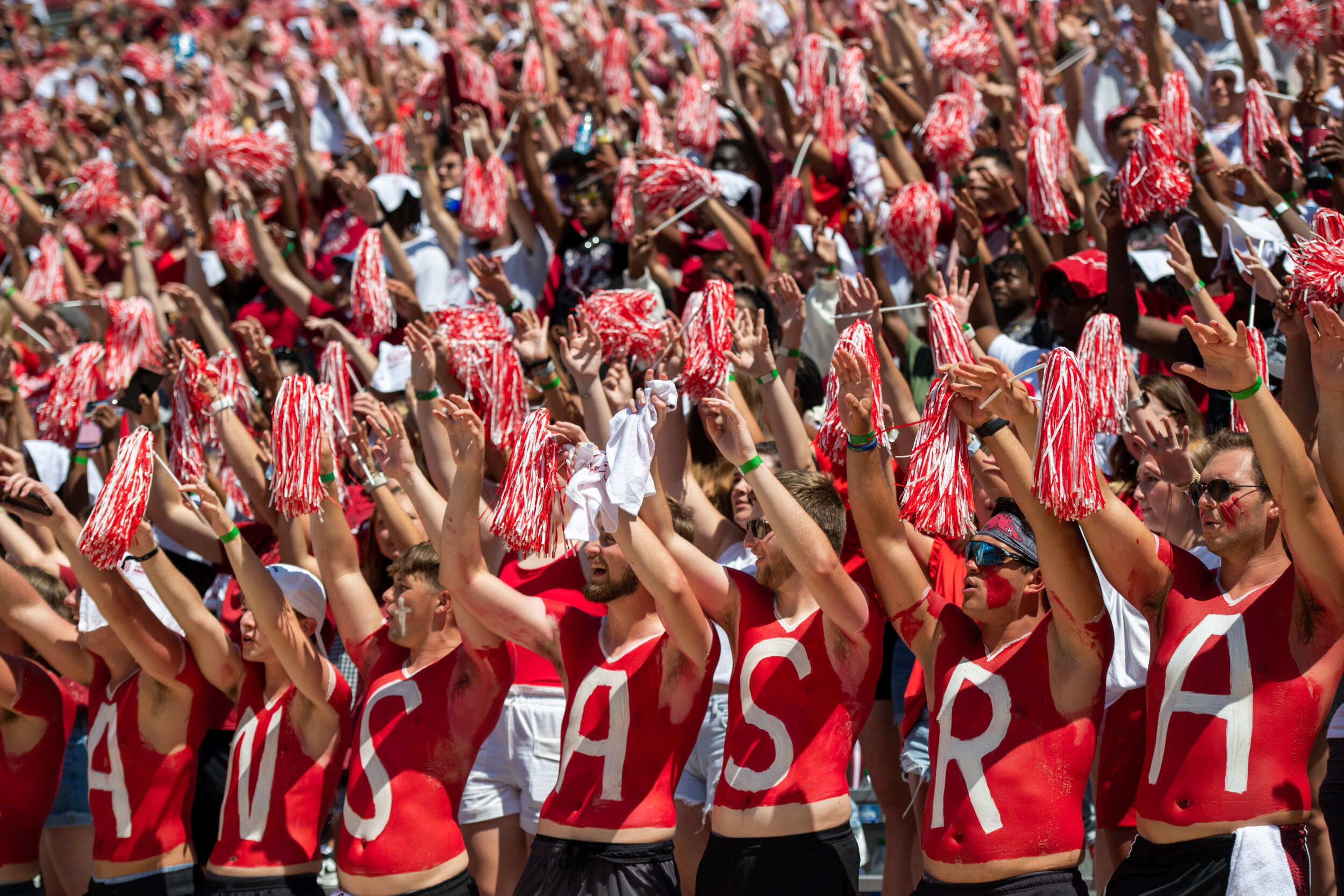 Top University of Alabama fan apparel picks just in time for kick off 