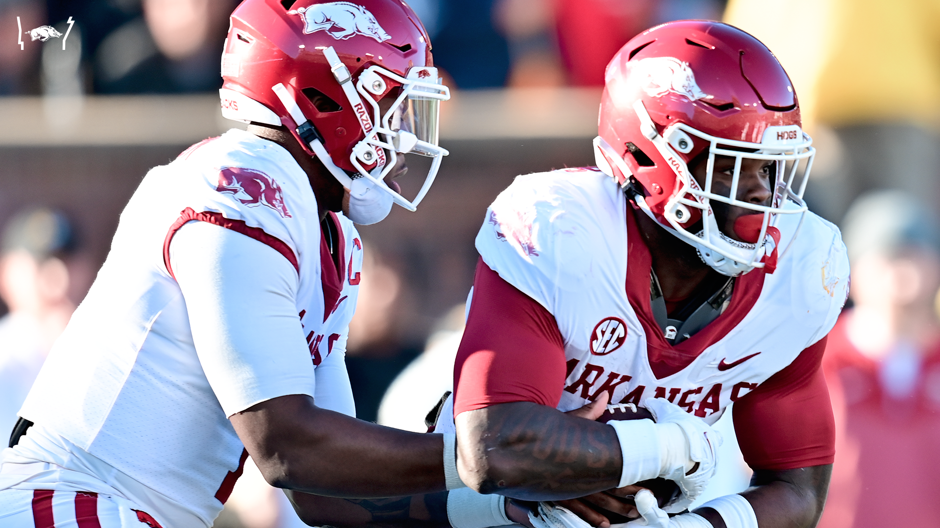 Arkansas football player injury update: What happened to Razorbacks DL John  Morgan?